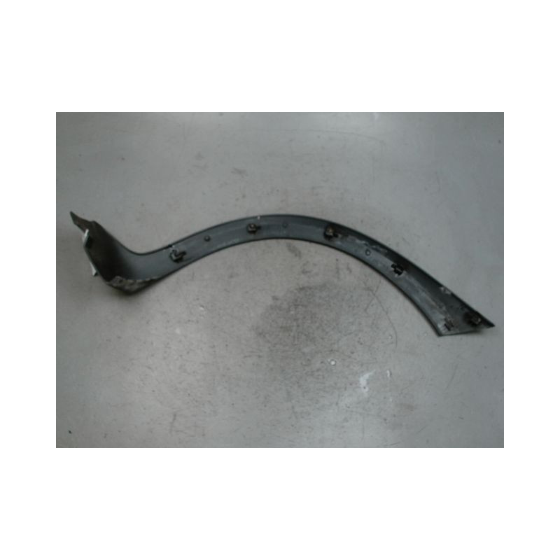 ELARGISSEUR AILE ARRIERE DROIT OPEL CORSA 2000-8.2003