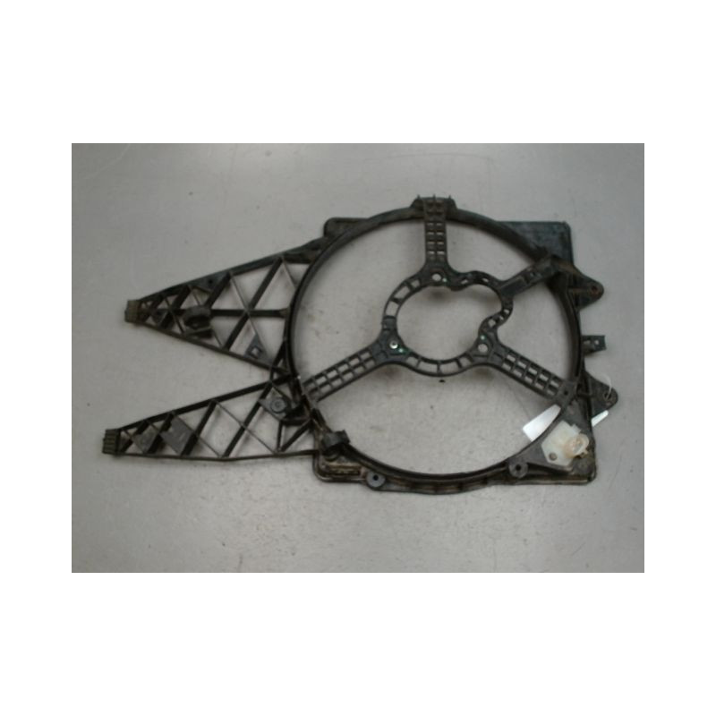 SUPPORT DE VENTILATEUR FIAT PUNTO