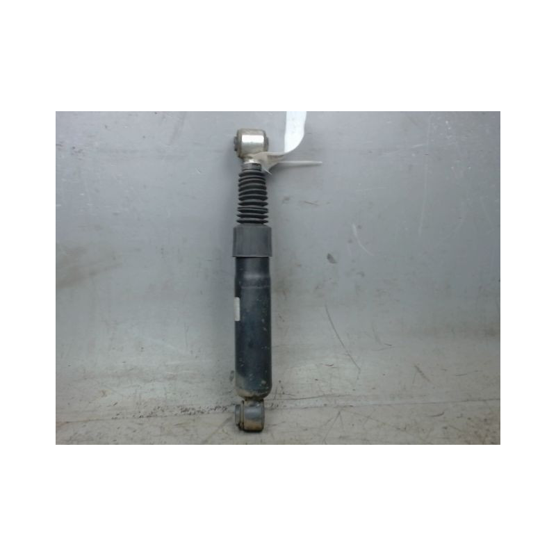 AMORTISSEUR ARRIERE DROIT KIA VENGA 09-