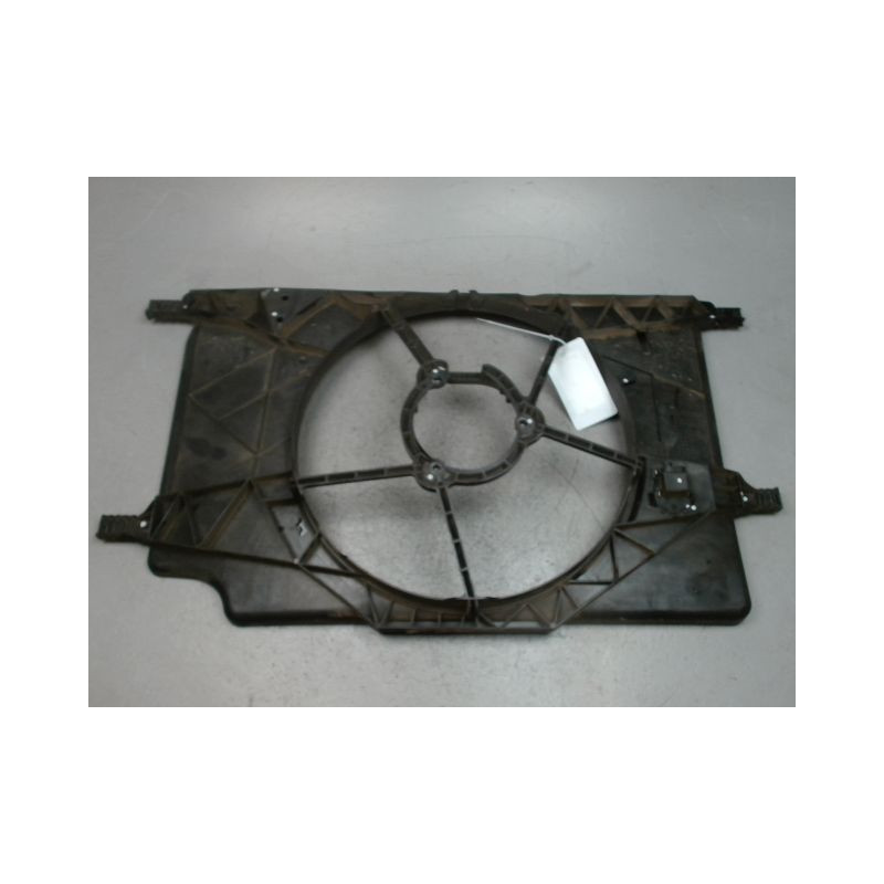 SUPPORT DE VENTILATEUR RENAULT LAGUNA II 2005-2007