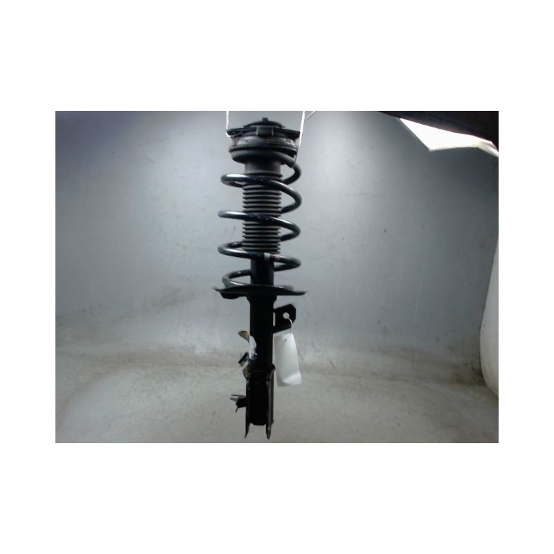 AMORTISSEUR AVANT GAUCHE NISSAN QASHQAI