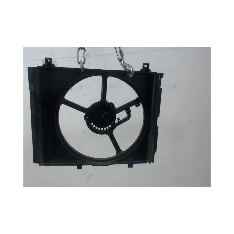 SUPPORT DE VENTILATEUR NISSAN MICRA