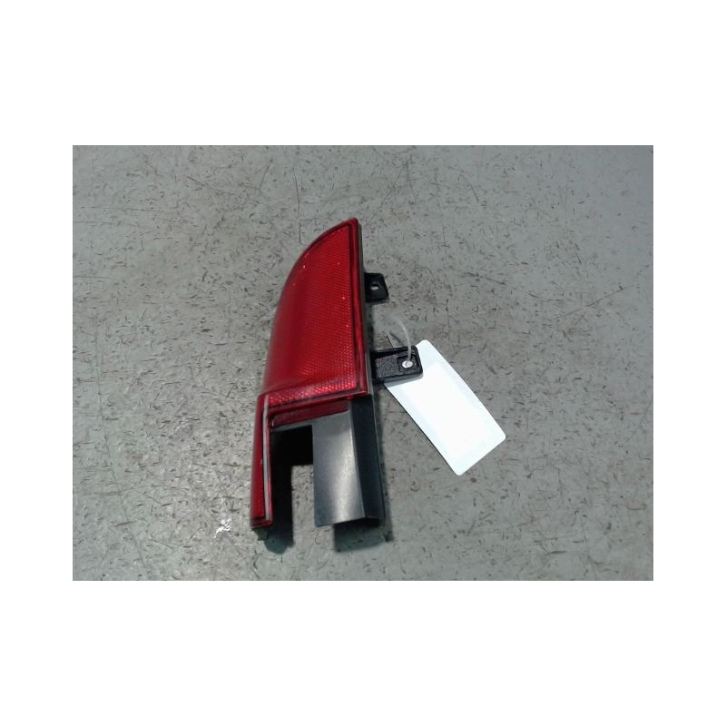 ECRAN FEU ARRIERE GAUCHE MERCEDES VITO FOURGON