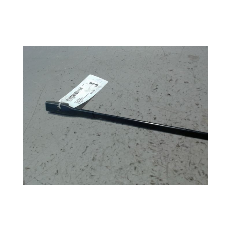 BRAS ESSUIE-GLACE AVANT DROIT AUDI S4