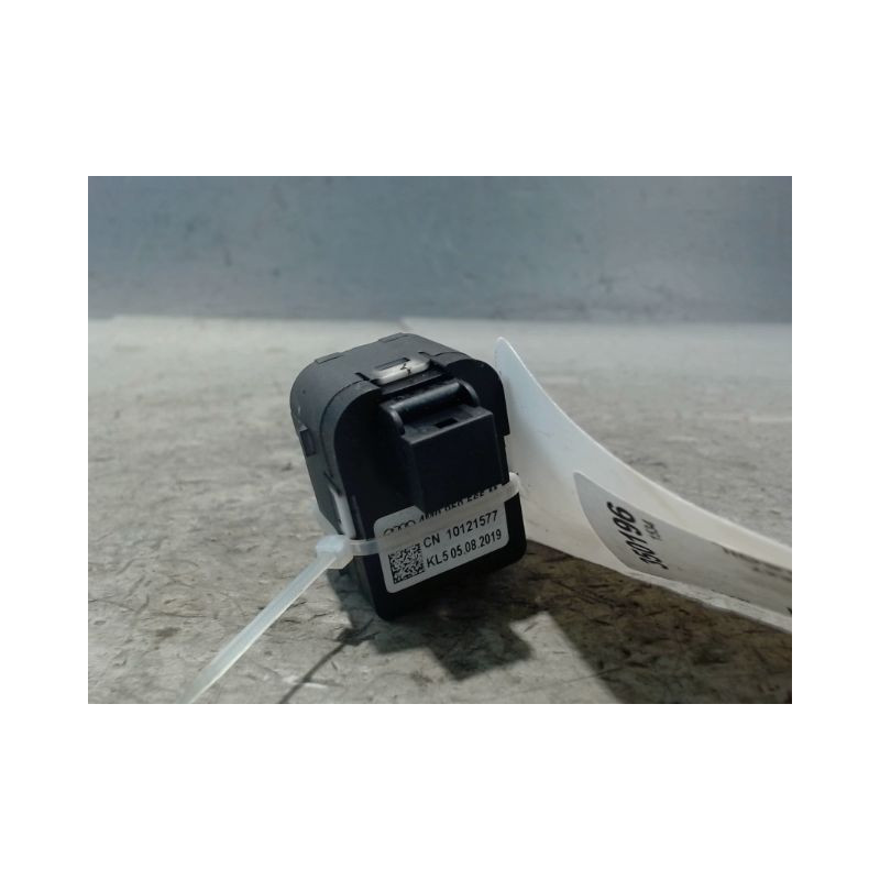 COMMANDE RETROVISSEUR EXTERIEUR ELECTRIQUE AUDI S4