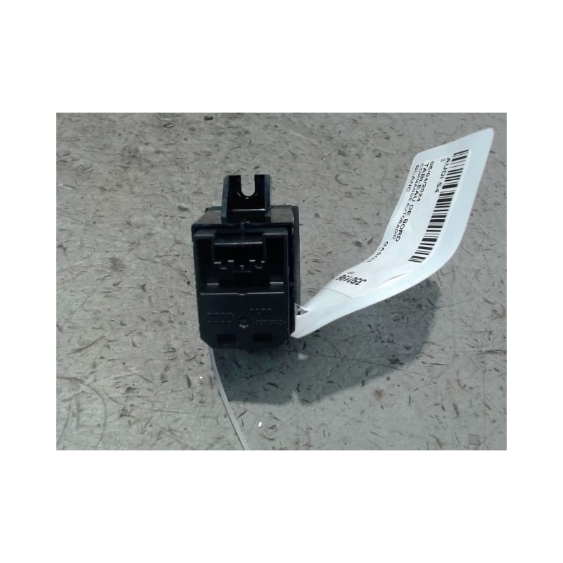 COMMANDE AUTORADIO AUDI S4
