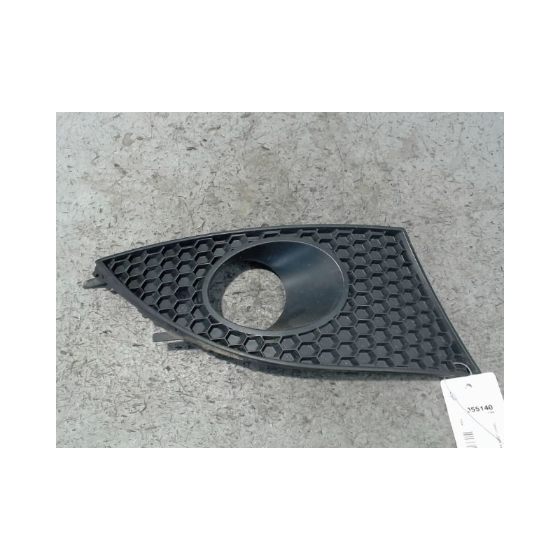 OBTURATEUR PHARE ADDITIONNEL PARE-CHOC AVD SEAT ALTEA