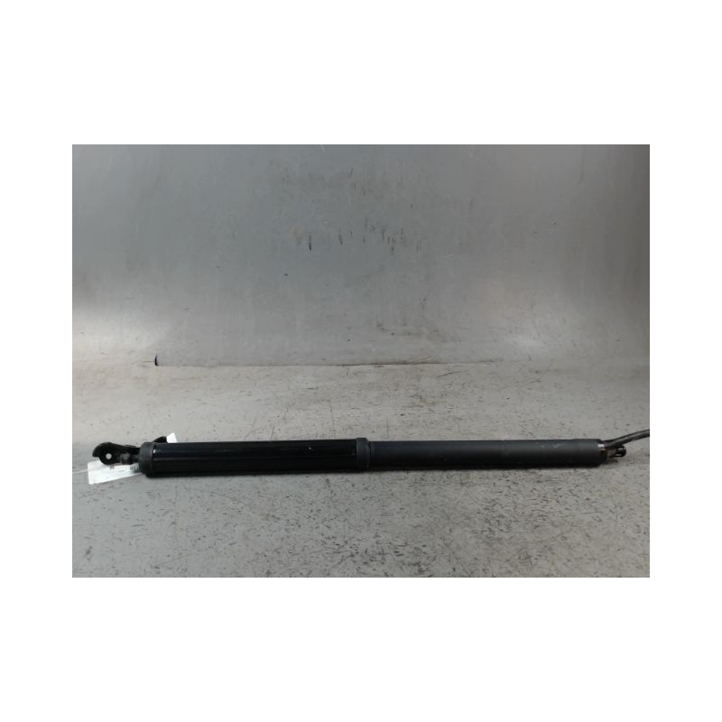 VERIN HAYON D TOYOTA RAV4 2006