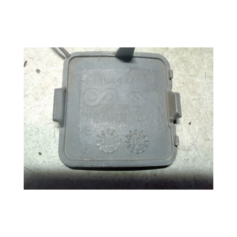 OBTURATEUR COUVRE CROCHET DE BOUCLIER AR PEUGEOT 206 SW 02-06