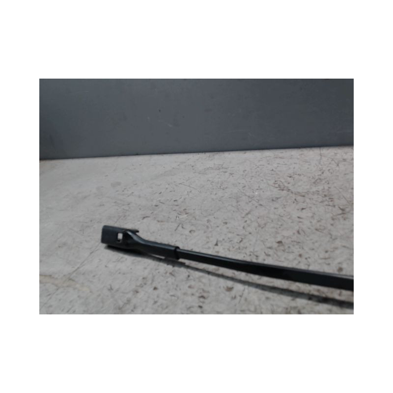BRAS ESSUIE-GLACE AVANT DROIT HYUNDAI TUCSON