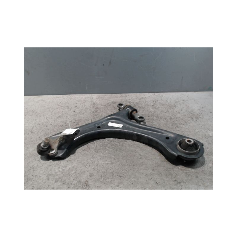 TRIANGLE INFERIEUR AVANT GAUCHE HYUNDAI TUCSON