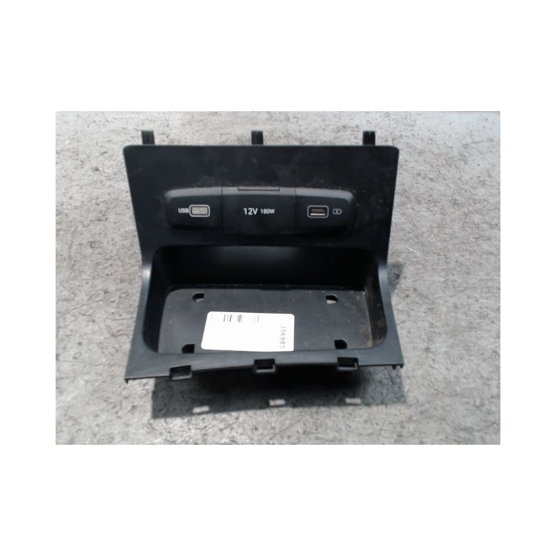 PRISE 12V AV HYUNDAI TUCSON