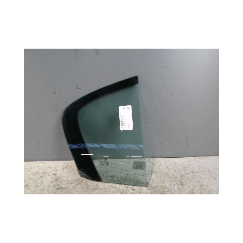 GLACE FIXE PORTE ARD VOLKSWAGEN PASSAT 2010-