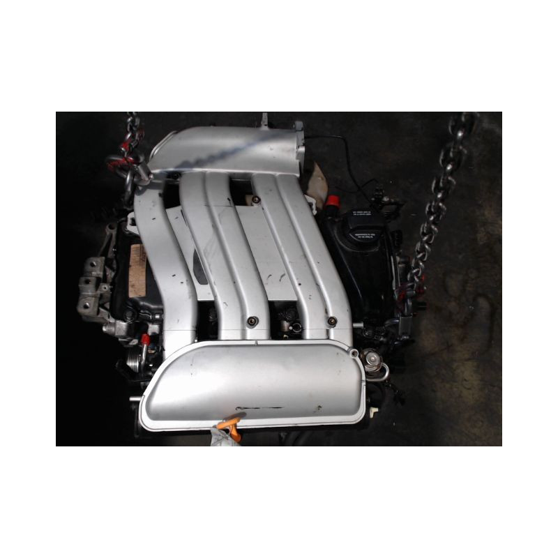 MOTEUR ESSENCE VOLKSWAGEN GOLF IV 98-2004 2.3 V5