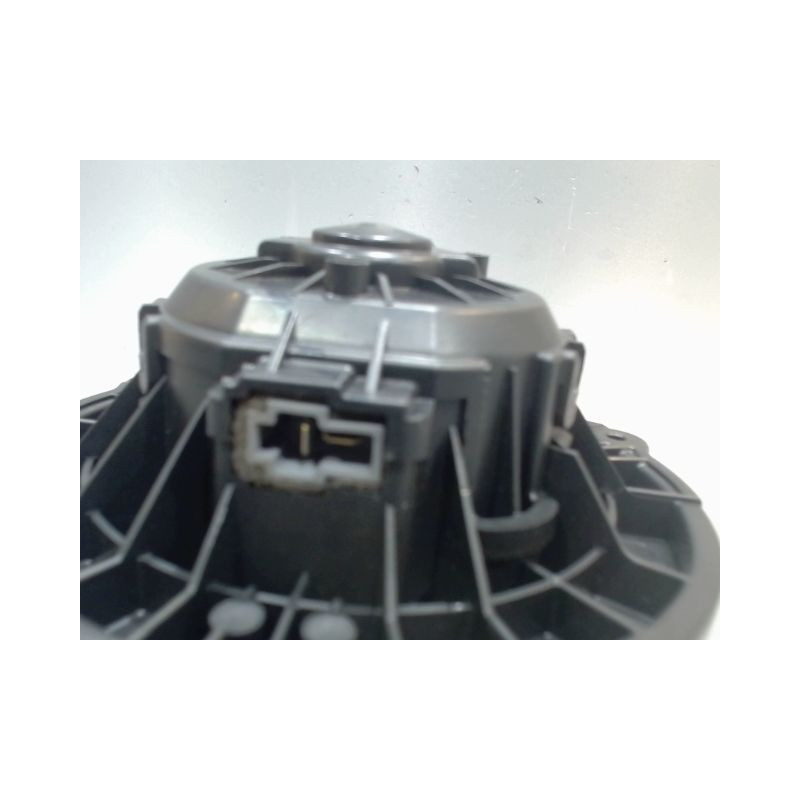 MOTEUR VENTILATEUR CHAUFFAGE KIA CARENS
