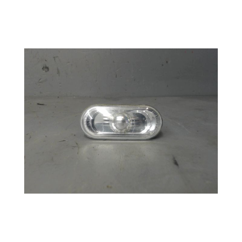 REPETITEUR AILE DROIT VOLKSWAGEN GOLF