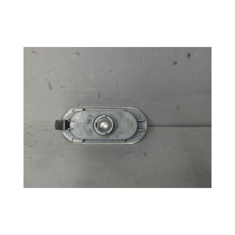 REPETITEUR AILE DROIT VOLKSWAGEN GOLF