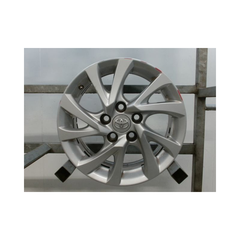 JANTE ALUMINIUM TOYOTA AURIS