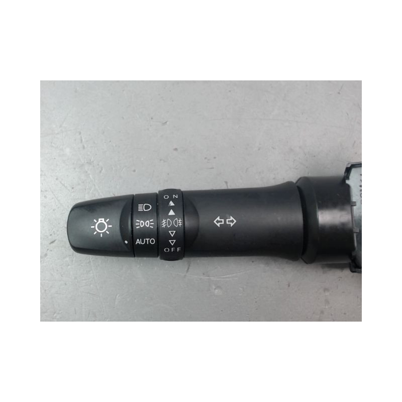 COMMANDE ECLAIRAGE MITSUBISHI SPACESTAR