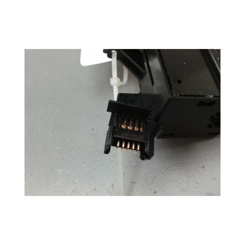 COMMANDE ESSUIE GLACE MITSUBISHI SPACESTAR