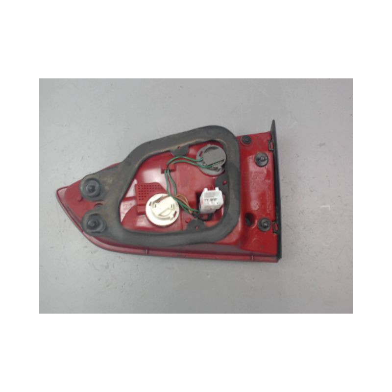 FEU ARRIERE INTERIEUR GAUCHE KIA CEE-D