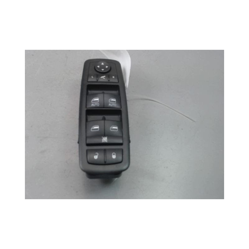 COMMANDE LEVE-GLACE PORTE AVG FIAT FREEMONT