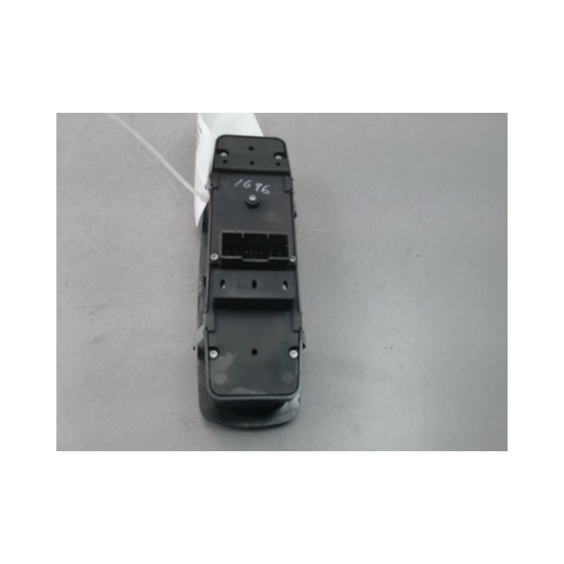 COMMANDE LEVE-GLACE PORTE AVG FIAT FREEMONT