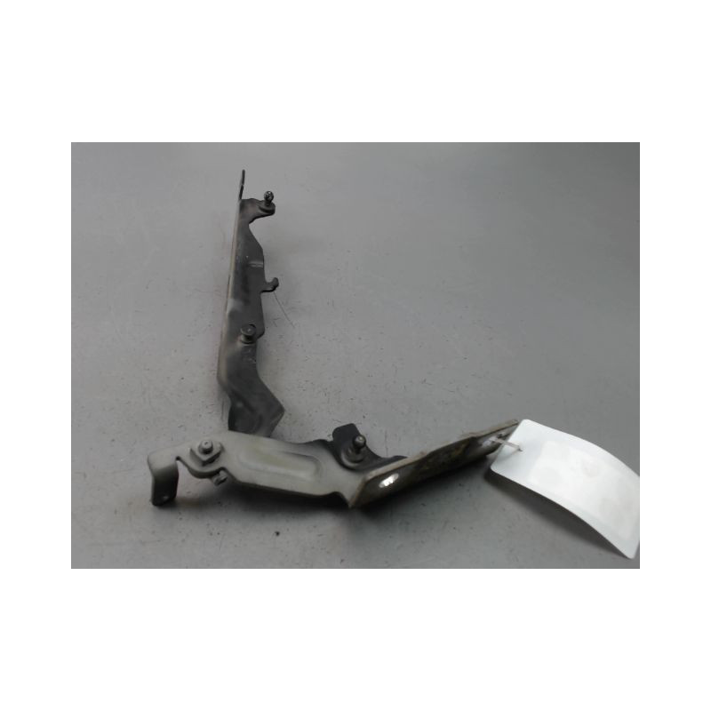 COMPAS DROIT CAPOT VOLVO V60