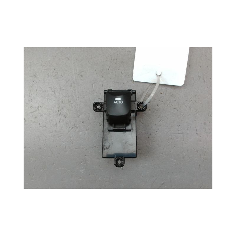 COMMANDE LEVE-GLACE PORTE AVD HYUNDAI I 30 II Phase 1 2012-...
