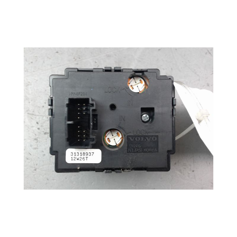INTERIEUR COMMANDE PHARES VOLVO C30