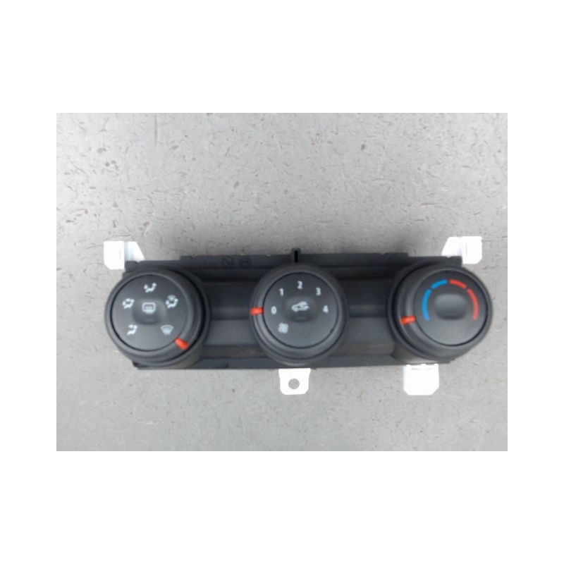 COMMANDE DE CHAUFFAGE RENAULT CLIO