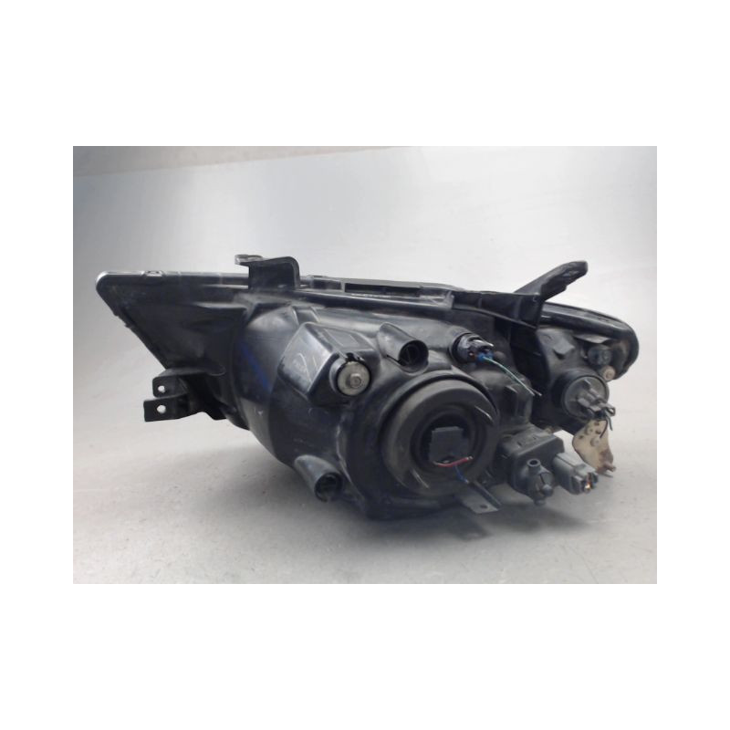 PHARE DROIT MITSUBISHI L200