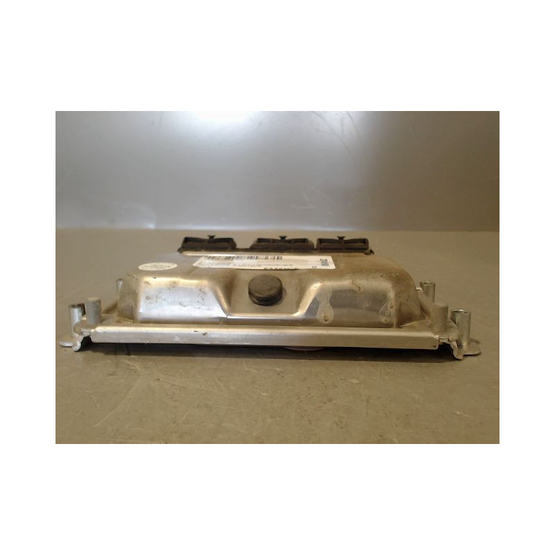 CALCULATEUR MOTEUR CITROEN C2