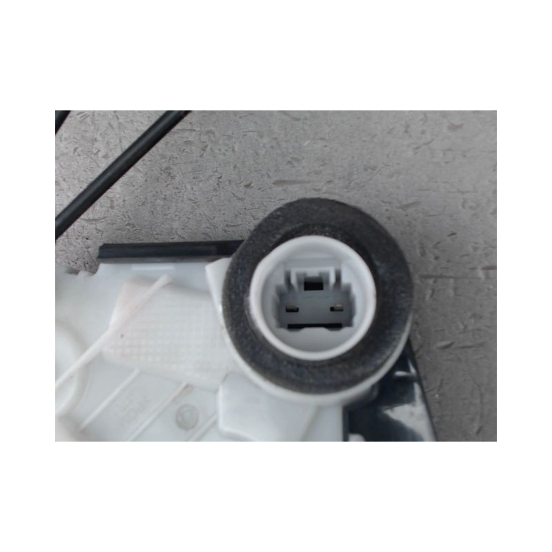 SYSTEME CONDAMNATION AVANT DROIT TOYOTA AYGO X