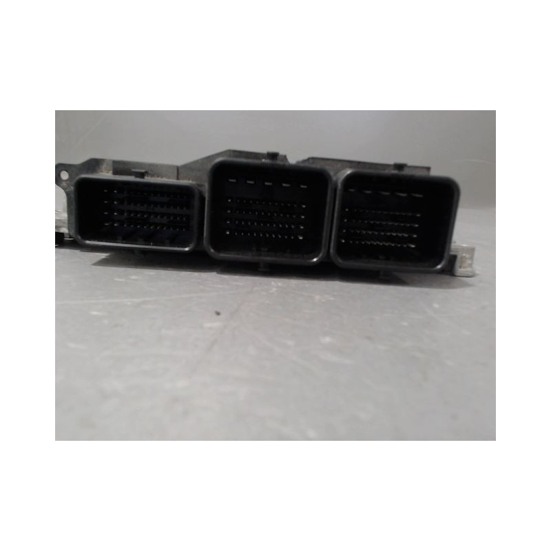 CALCULATEUR MOTEUR CITROEN BERLINGO