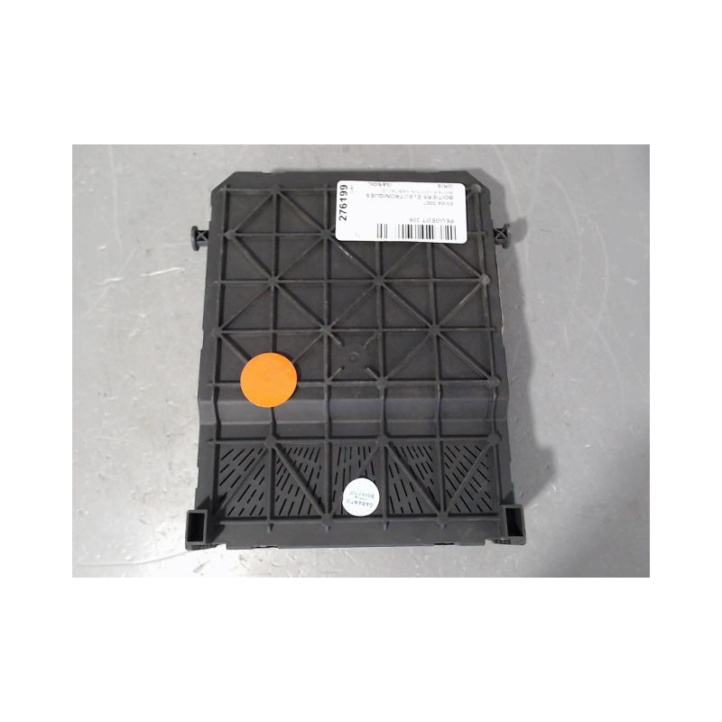 BOITIER GESTION HABITACLE PEUGEOT 206