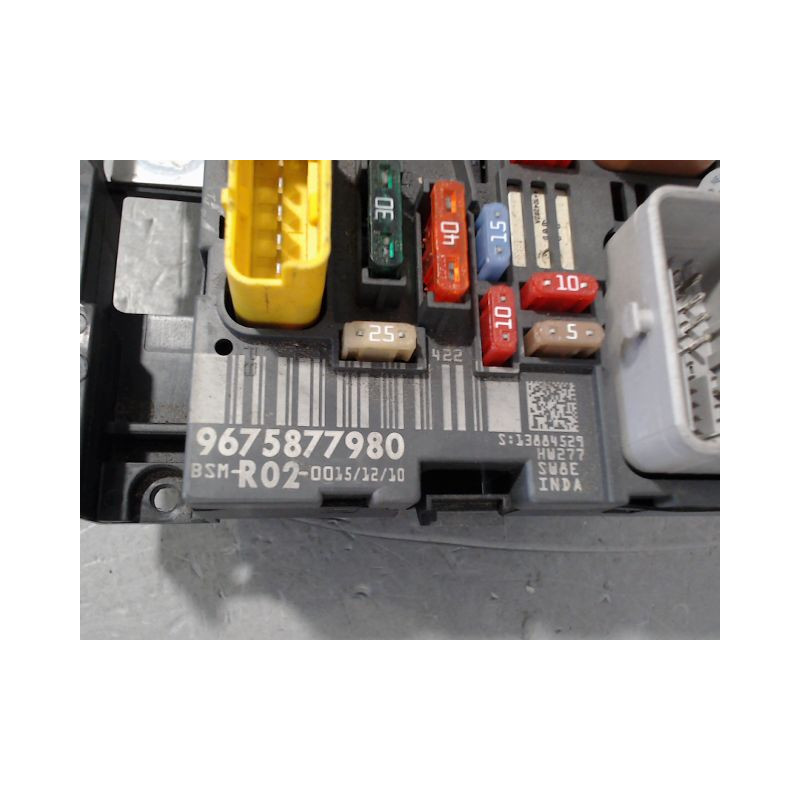 BOITE A FUSIBLES PEUGEOT 3008