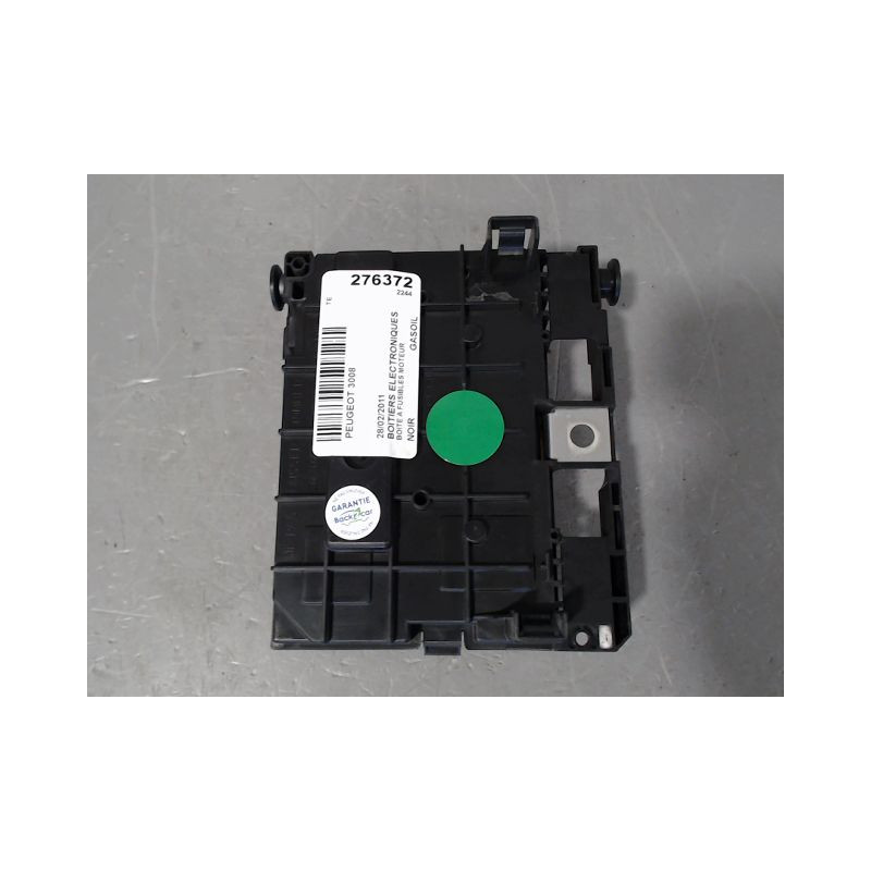 BOITE A FUSIBLES PEUGEOT 3008