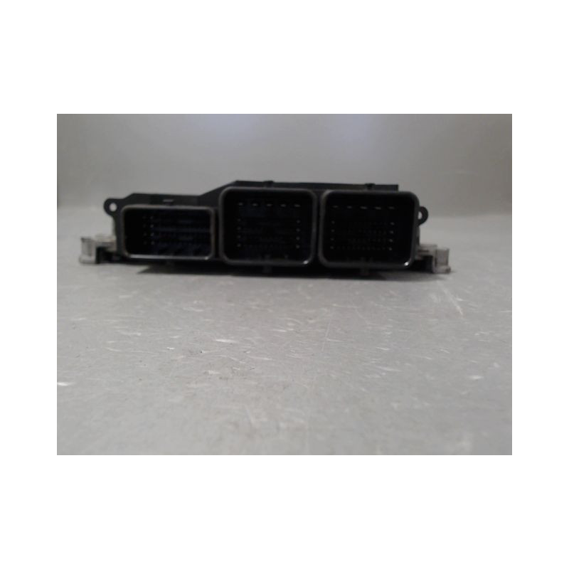 CALCULATEUR MOTEUR PEUGEOT 308