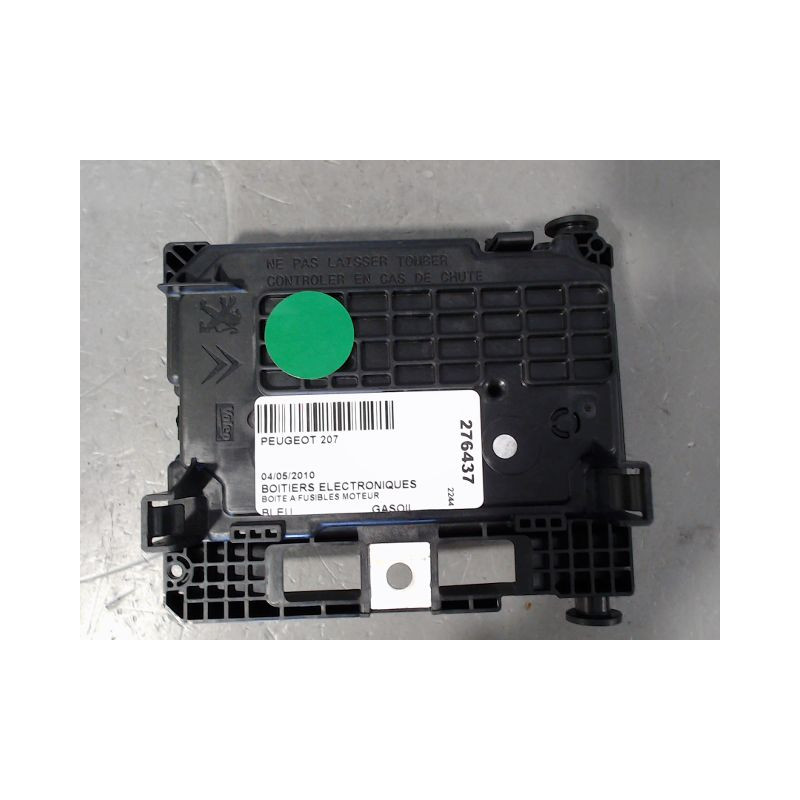 BOITE A FUSIBLES PEUGEOT 207