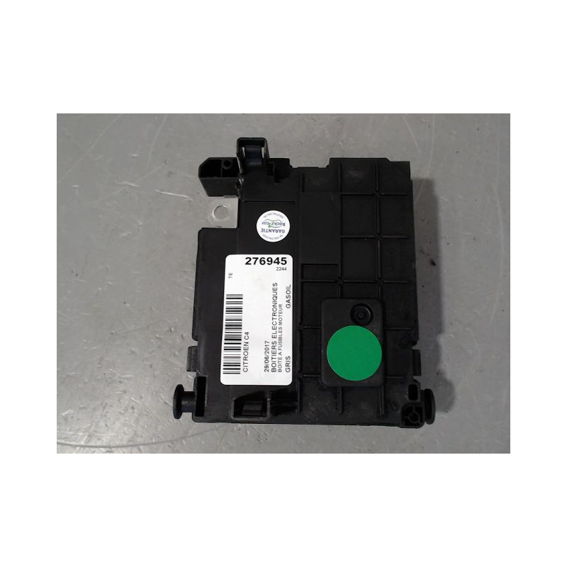 BOITE A FUSIBLES CITROEN C4