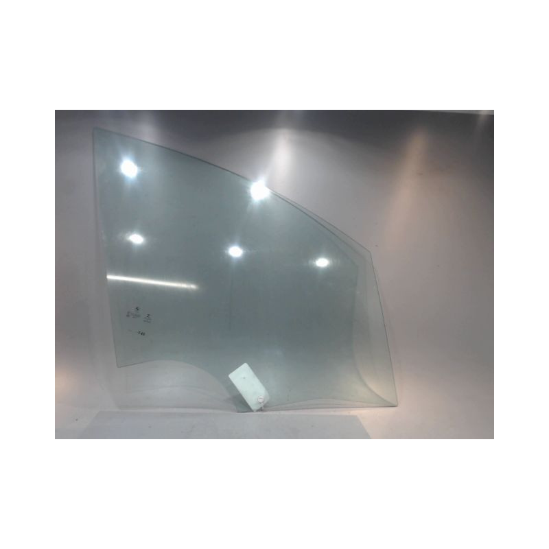 GLACE PORTE AVD B.M.W. SERIE 2