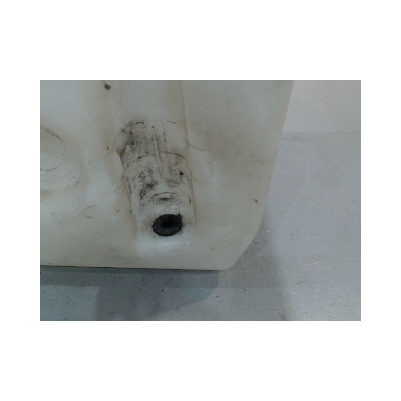 RESERVOIR LAVE-GLACE AVANT VOLKSWAGEN GOLF