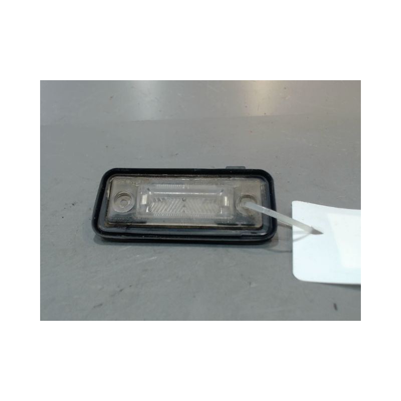 ECLAIREUR PLAQUE DE POLICE GAUCHE VOLKSWAGEN GOLF