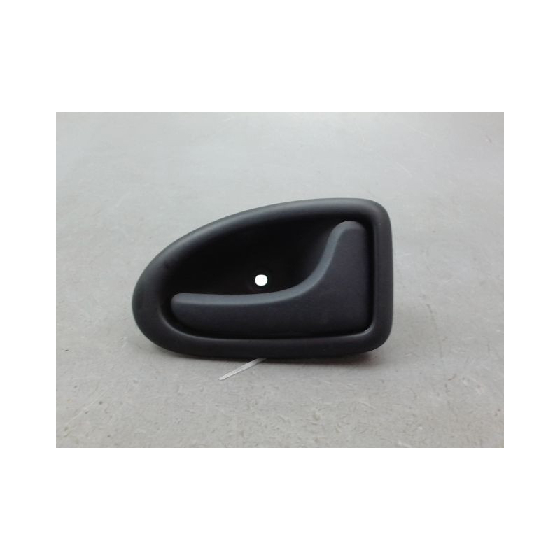 POIGNEE INTERIEURE PORTE AVANT DROIT RENAULT MEGANE I Phase 2 1999-2002
