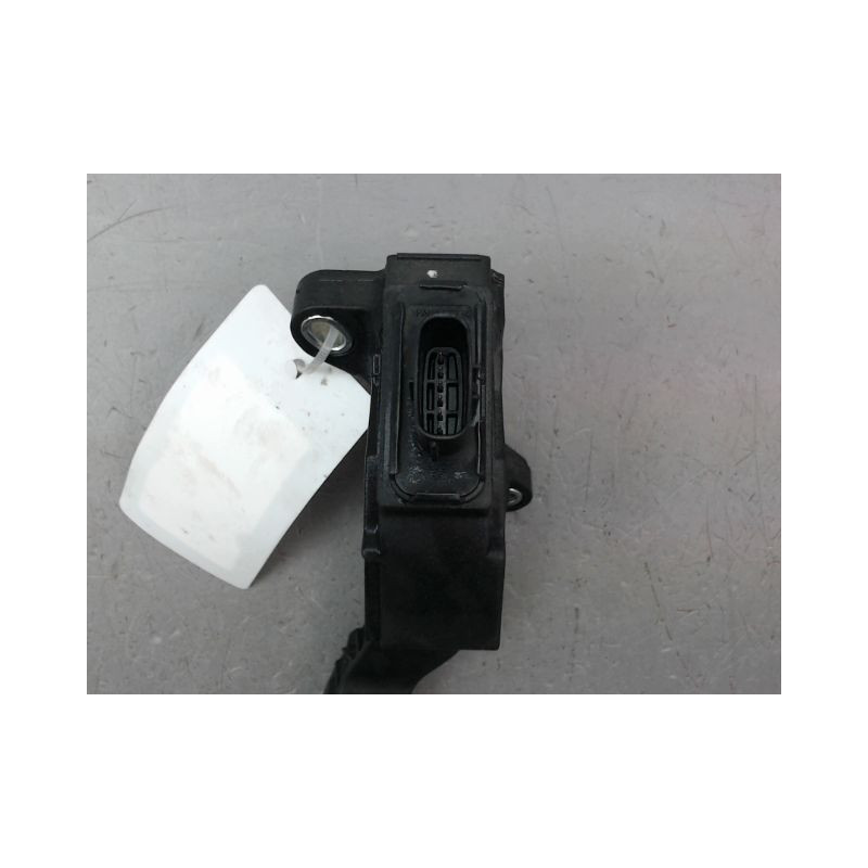 PEDALE ACCELERATEUR TOYOTA YARIS II Phase 2 2009-2011