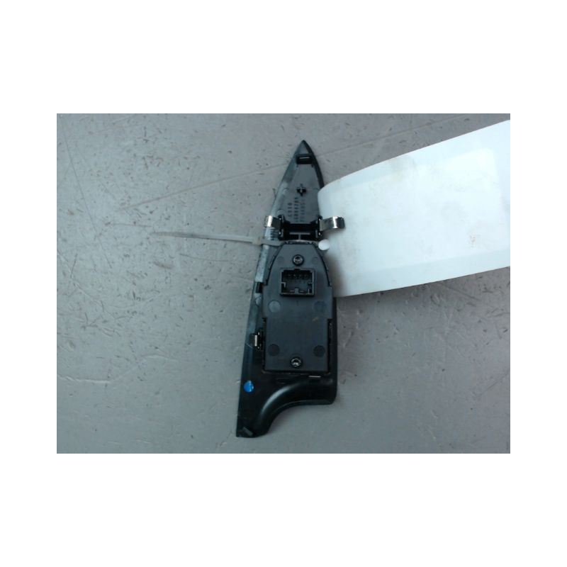 COMMANDE LEVE-GLACE PORTE ARG ALFA ROMEO GUILIETTA 2010-