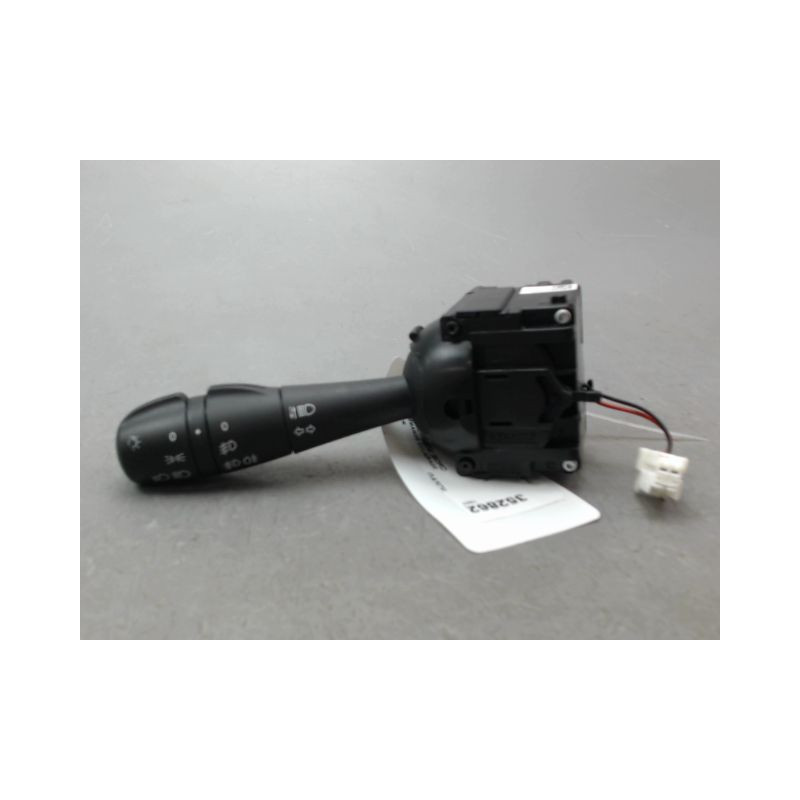 COMMANDE ECLAIRAGE RENAULT CLIO IV Phase 1 2012-...