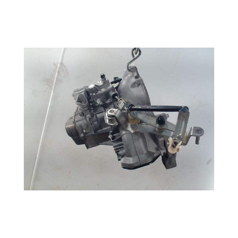 BOITE A VITESSE MECANIQUE OPEL CORSA 1.2 