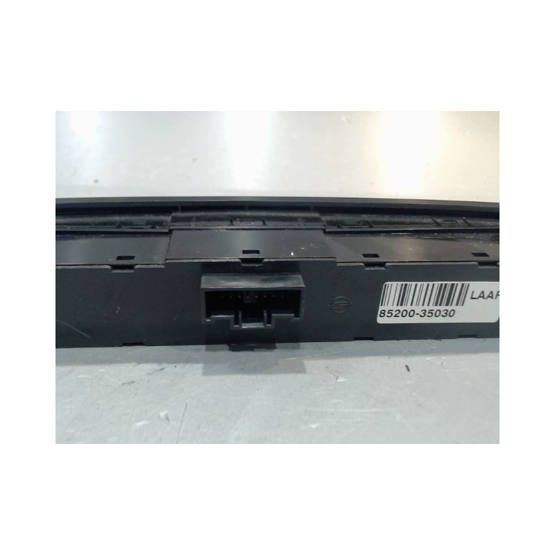 BOUTON DE WARNING SSANGYONG TIVOLI